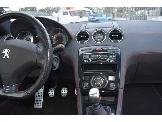 Peugeot RCZ 1.6 THP R 2016 Benzine 9