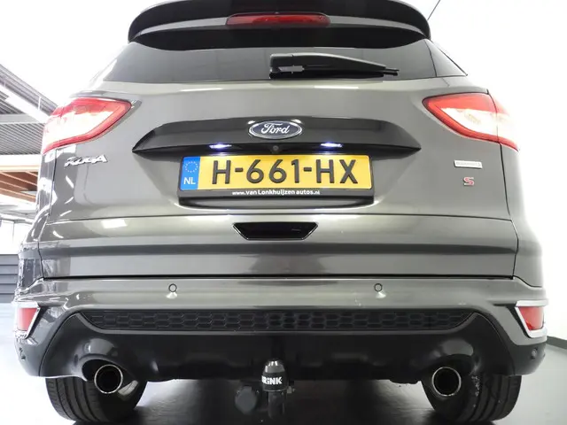 Ford Kuga 1.5 EcoBoost ST-Line Styling Pack 2015 Benzine 33