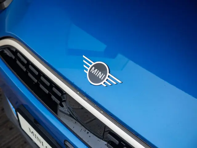 MINI 5-Deurs Cooper C 2024 Benzine 33