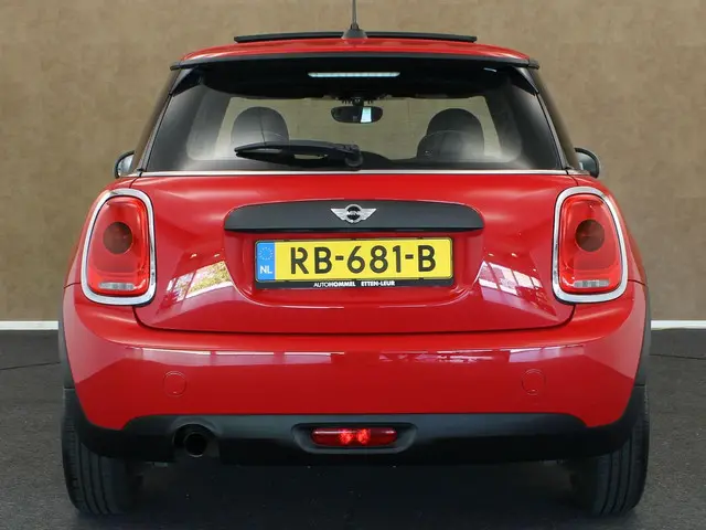 MINI One 1.2 Business 2017 Benzine 9