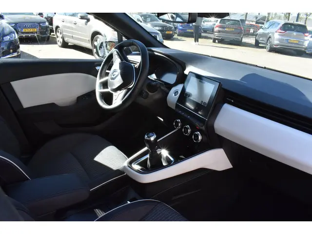 Renault Clio 1.0 TCe 90 Techno 2023 Benzine 13