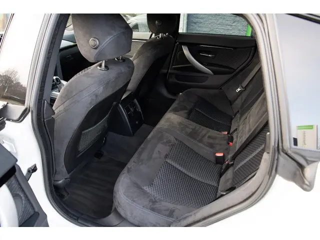 BMW 4 Serie Gran Coupé 418i Executive 2019 Benzine 25