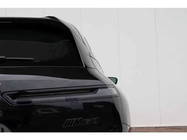 BMW iX M60 High Executive 112 kWh 2023 Elektrisch 8