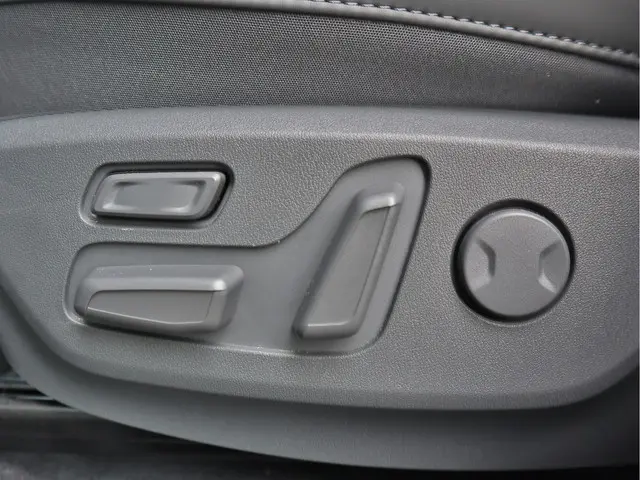 Kia EV3 GT-PlusLine 81.4 kWh 2024 Elektrisch 22