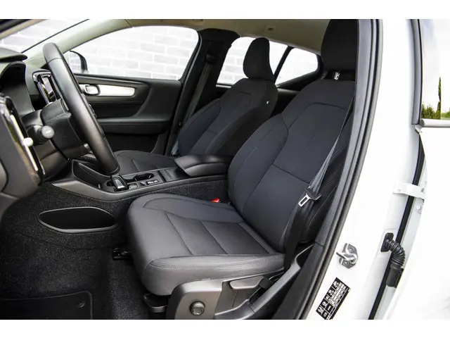 Volvo XC40 1.5 T2 Business Pro 2020 Benzine 6