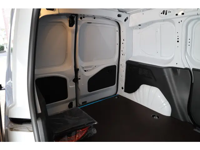 Citroën ë-Berlingo 50 kWh 136 2025 Elektrisch 34