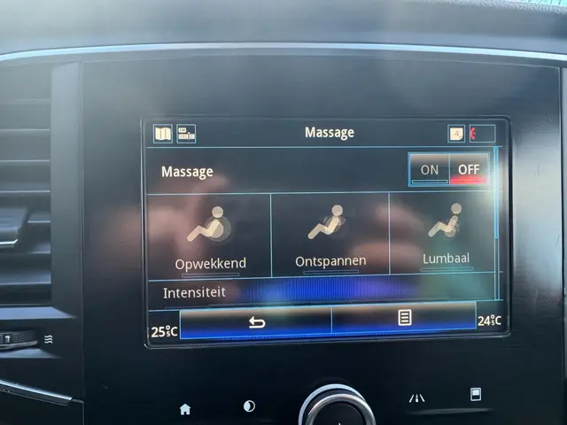 Renault Mégane 1.2 TCe Bose 2016 Benzine 18