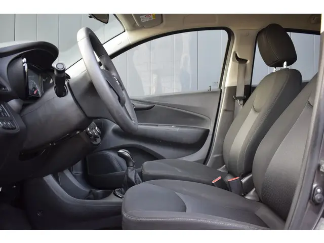 Opel KARL 1.0 ecoFLEX 5Drs Edition 2016 Benzine 7