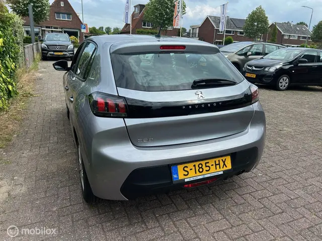 Peugeot 208 1.2 PureTech Active 2023 Benzine 5