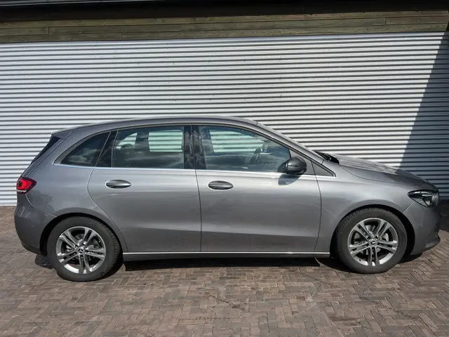 Mercedes-Benz B-Klasse 180 Advantage 2019 Benzine 4