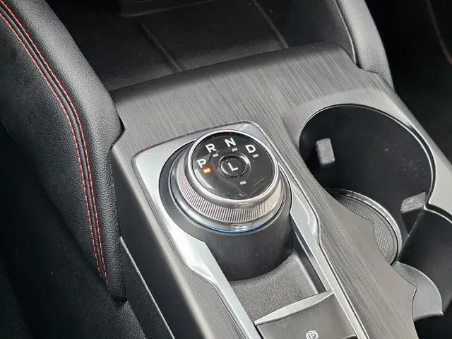 Ford Kuga 2.5 PHEV ST-Line X 2022 Hybride Benzine 30