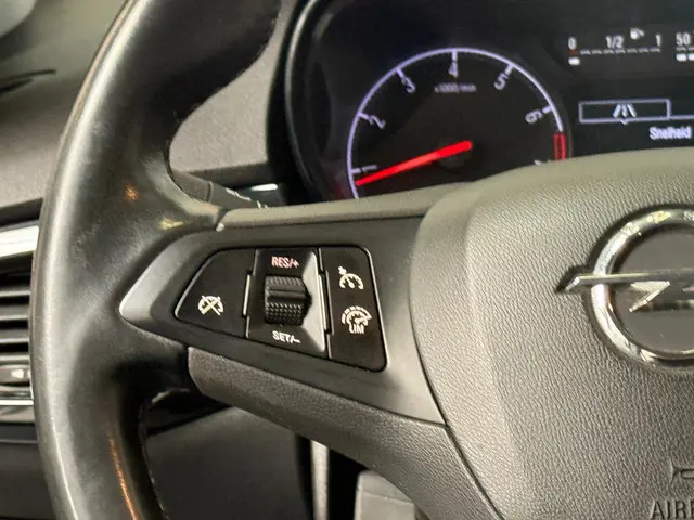 Opel Corsa 1.4 Online Edition 2017 Benzine 17
