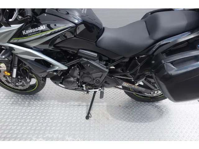 Kawasaki Versys 650 GRAND TOURER 2019 Benzine 17