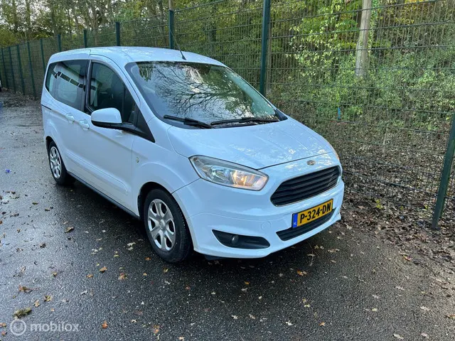 Ford Tourneo Courier