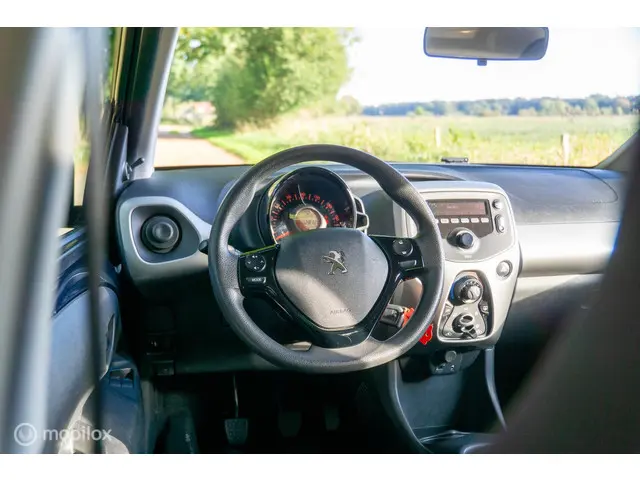 Peugeot 108 1.0 e-VTi Active 2018 Benzine 6