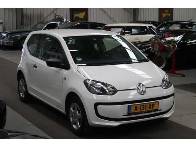 Volkswagen up! 1.0 groove up! BlueMotion 2014 Benzine 2