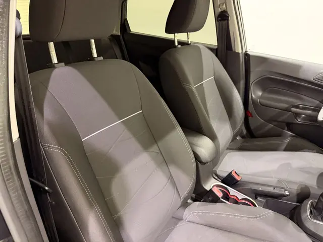 Ford Fiesta HB 1.25 Duratec Titanium 2013 Benzine 25