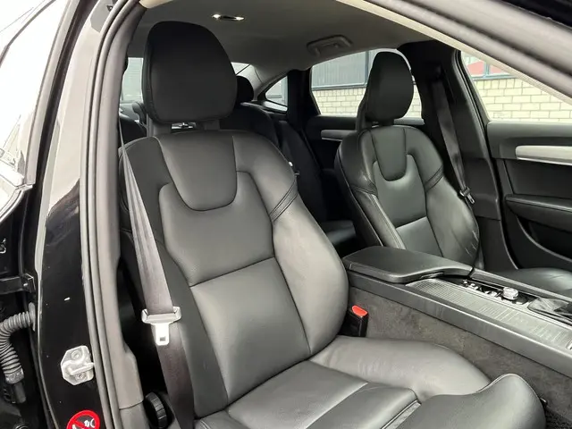 Volvo S90 2.0 T4 Inscription 2018 Benzine 29