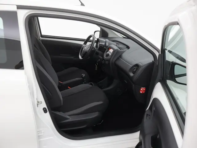 Toyota Aygo 1.0 VVT-i x-fun 2021 Benzine 19