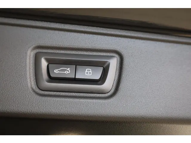 BMW 5 Serie Touring 2025 Hybride Benzine 31