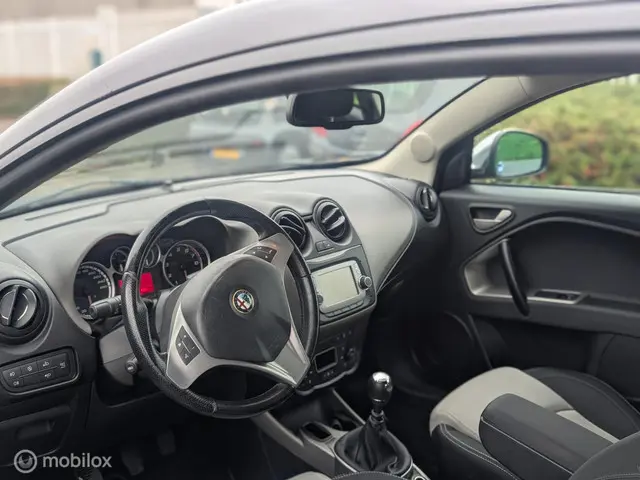 Alfa Romeo MiTo 1.4 Impression 2013 Benzine 7