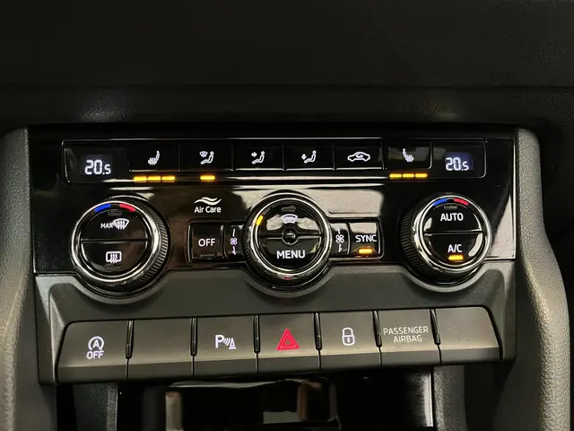 Škoda Karoq 1.5 TSI ACT Sportline 2020 Benzine 38