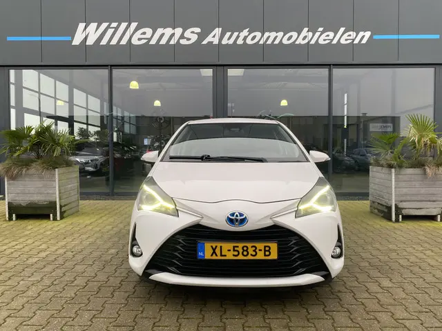 Toyota Yaris 1.5 Hybrid Dynamic 2019 Hybride Benzine 2