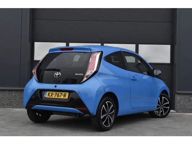 Toyota Aygo 1.0 VVT-i x-play 2016 Benzine 4