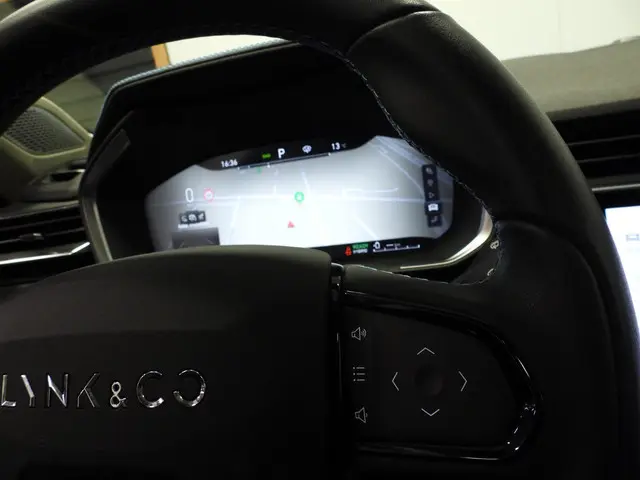 Lynk & Co 01 1.5 PHEV BlackLine 2023 Hybride Benzine 21