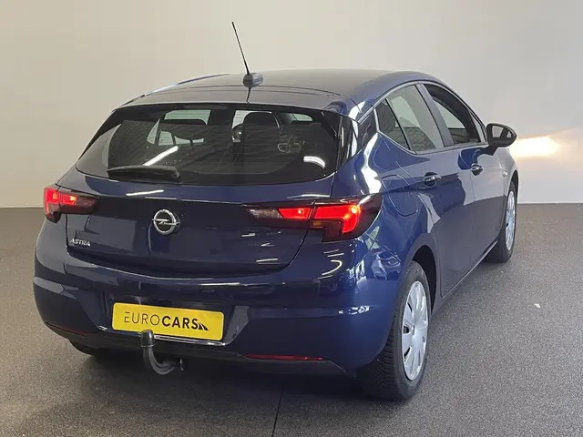 Opel Astra 1.2 Business Edition 2020 Benzine 4