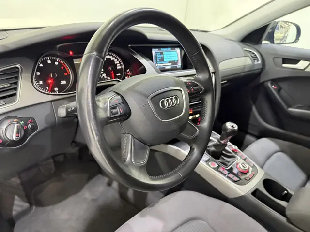 Audi A4 Sedan 1.8 TFSI Pro Line S 2014 Benzine 7