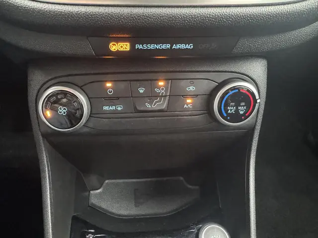 Ford Fiesta 1.1 Trend 2018 Benzine 18