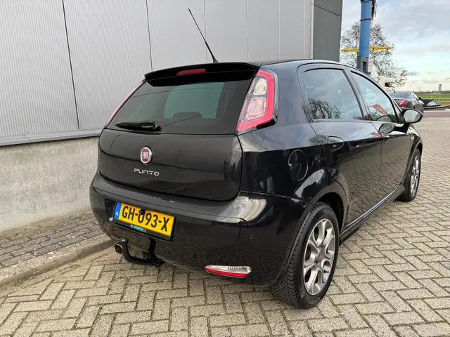 Fiat Punto Evo 0.9 TwinAir Lounge 2015 Benzine 6