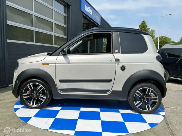 Microcar M.go Brommobiel X 2023 Diesel 10