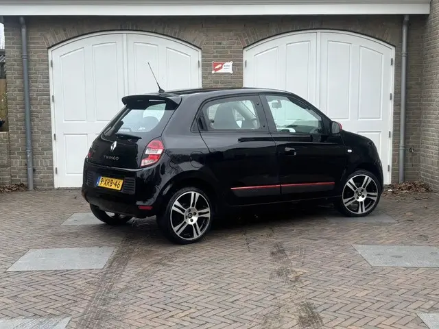 Renault Twingo 1.0 SCe Expression 2014 Benzine 2