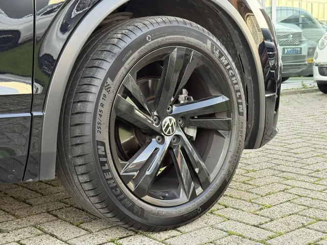 Volkswagen Tiguan 1.5 TSI R-Line 2022 Benzine 6