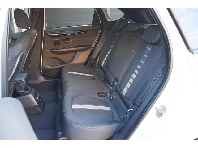 BMW 2 Serie Active Tourer 218i Executive 2015 Benzine 19