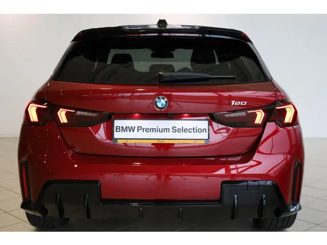 BMW 1 Serie 120 2026 Benzine 5