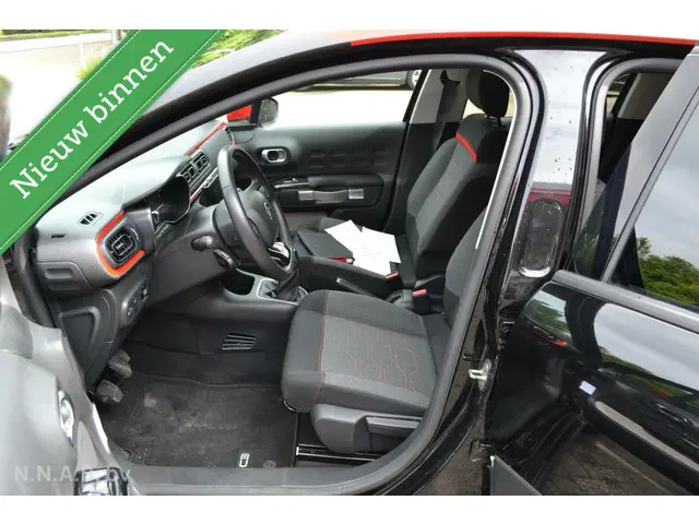 Citroën C3 PT S&S Shine 2018 Benzine 15