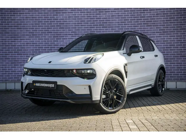 Lynk & Co 01