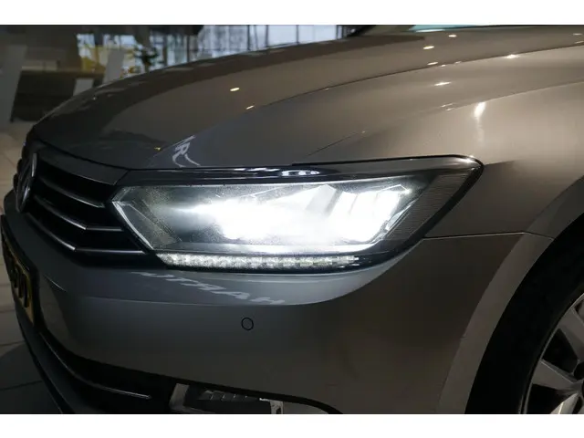 Volkswagen Passat 1.6 TDI Comfortline 2015 Diesel 15