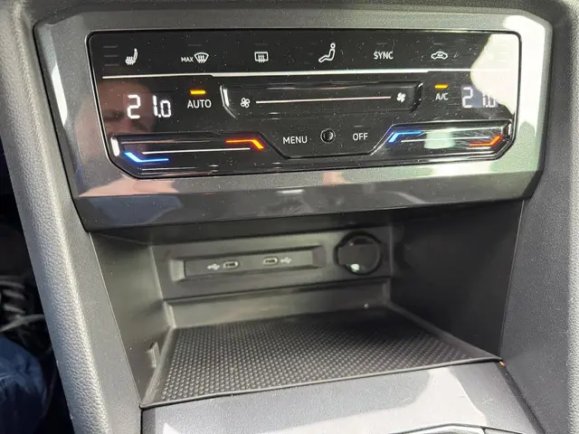 Volkswagen Tiguan 1.5 TSI R-Line 2021 Benzine 36