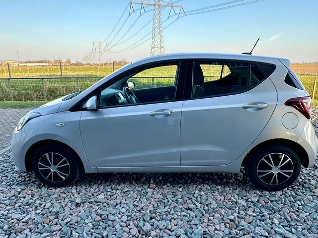 Hyundai i10 1.0i Comfort 2019 Benzine 7