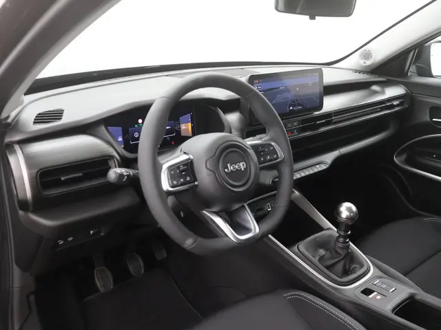 Jeep Avenger 1.2 Altitude 2024 Benzine 25