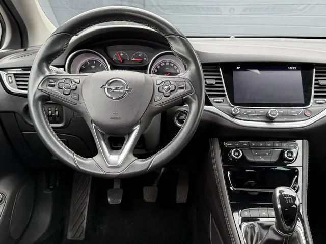 Opel Astra Sports Tourer 1.4 Innovation 2016 Benzine 3