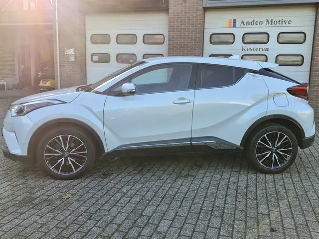 Toyota C-HR veel opties limited edition 2016 Benzine 7