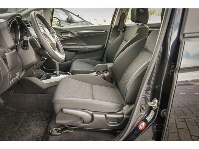 Honda Jazz 1.3i VTEC COMFORT 2019 Benzine 28