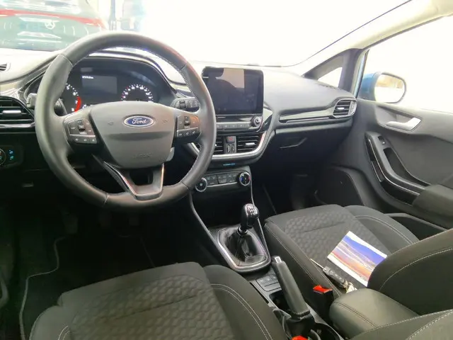 Ford Fiesta 1.0 EcoBoost Hybrid Titanium 2023 Benzine 5