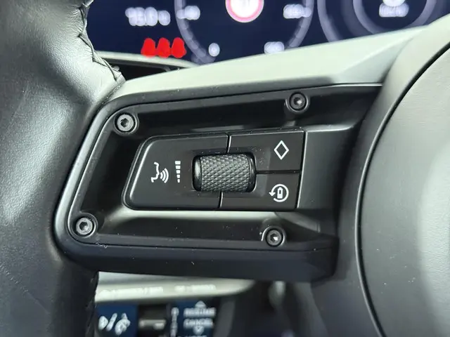 Porsche Taycan Performance 84 kWh 2021 Elektrisch 29