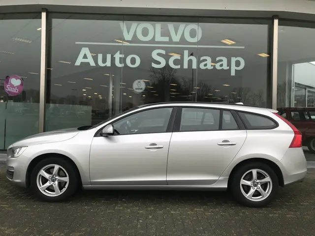 Volvo V60 2.0 D3 Nordic 2016 Diesel 2